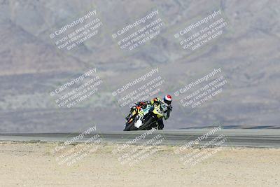 media/Dec-07-2025-CVMA (Sun) [[3e7d2de5dc]]/Race 9-Formula UL Shootout/